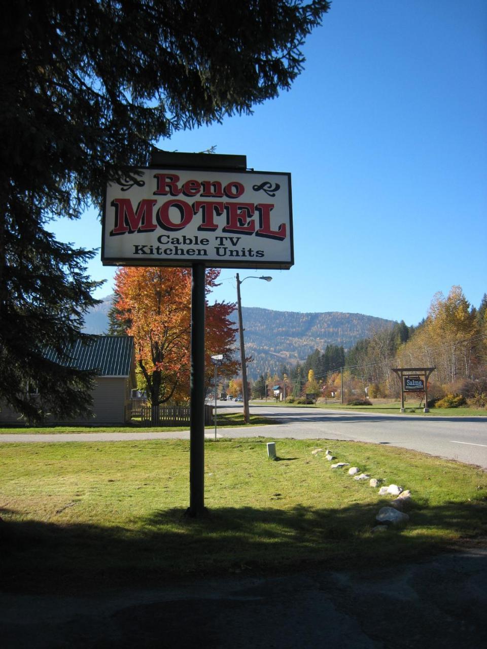 Reno Motel Salmo Extérieur photo