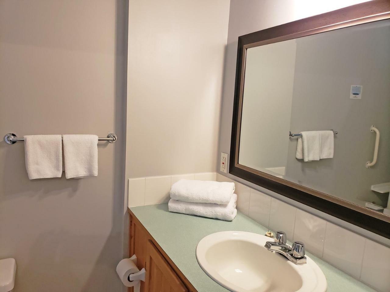 Reno Motel Salmo Extérieur photo